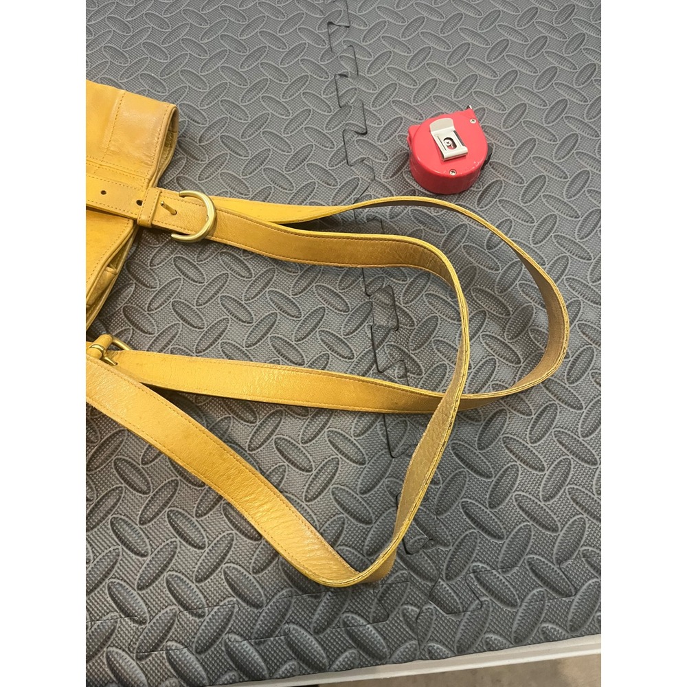 Vintage Coach Waverly Soho Yellow Leather Purse Buckle Shoulder Bag 4157 - Picture 3 of 11